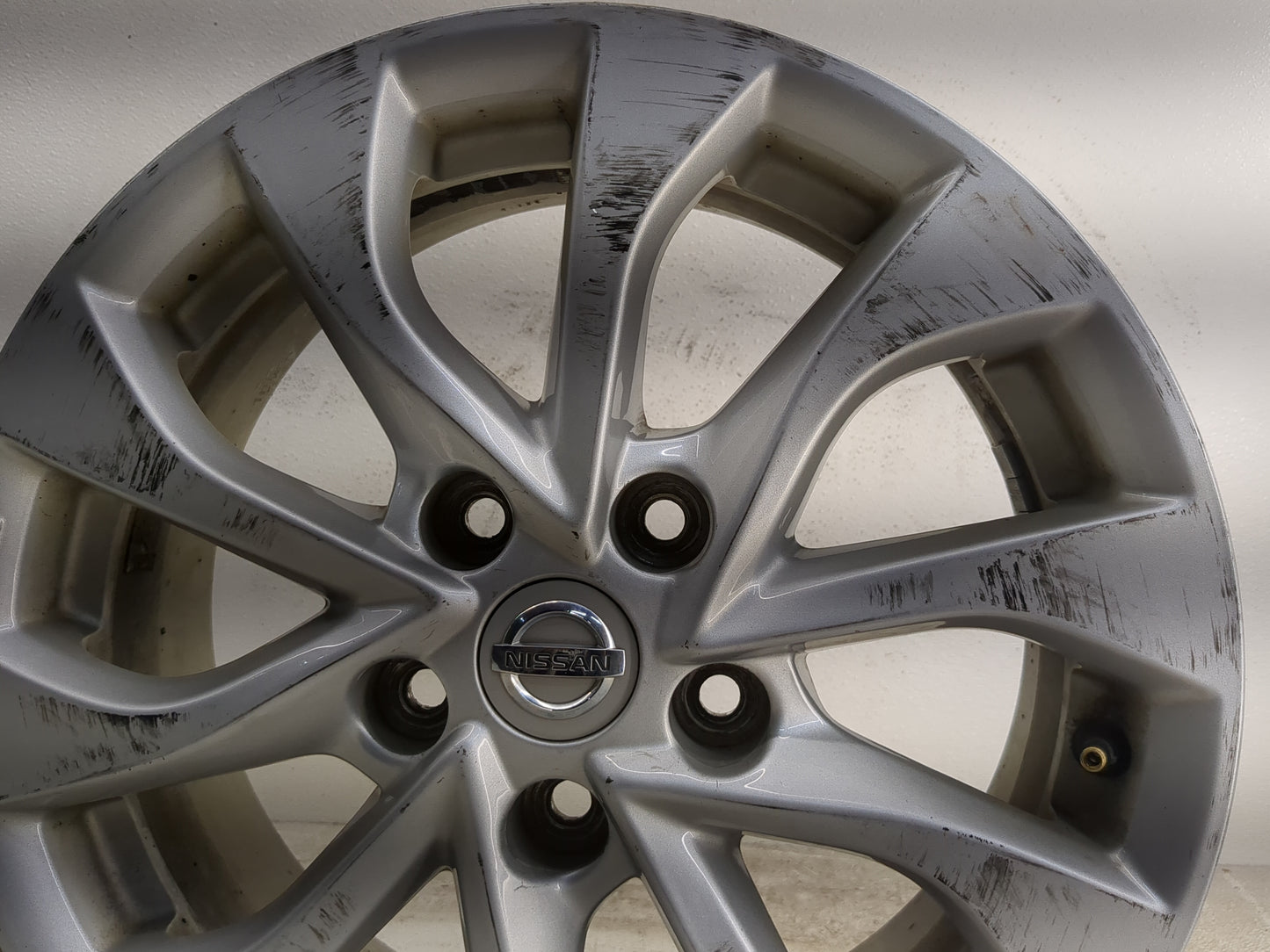 2016-2019 Nissan Sentra Oem Wheel Rim - Oemusedautoparts1.com