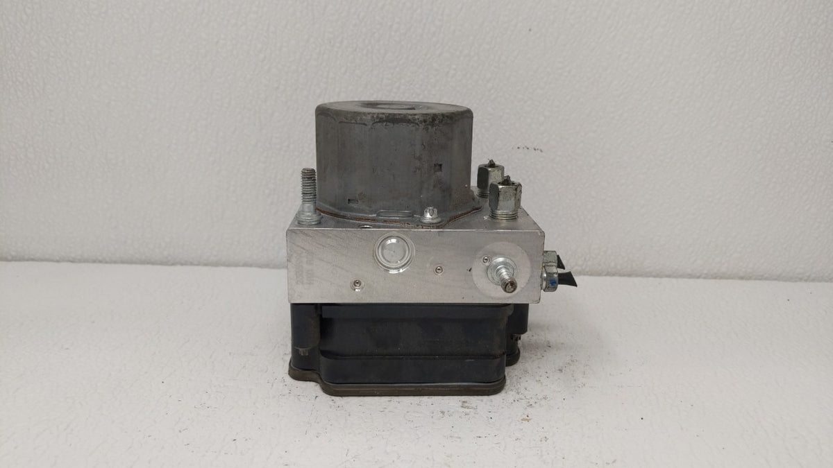 2016-2019 Nissan Sentra Anti-Lock Brake ABS Pump Module Actuator OEM P/N:2265106527 Fits Fits 2016 2017 2018 2019 OEM Used A