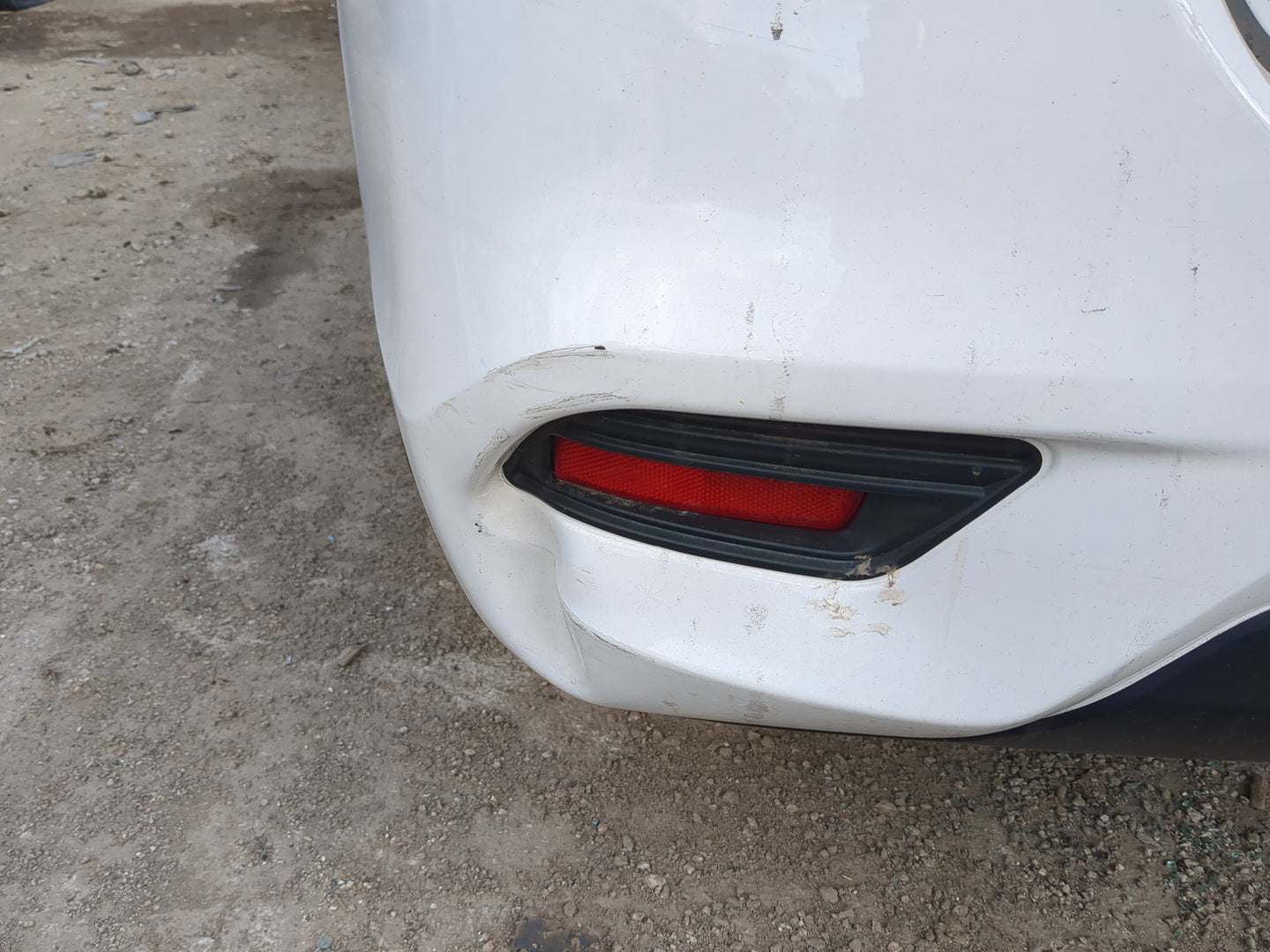 2016-2019 Nissan Sentra Rear Bumper Assembly Oem - Oemusedautoparts1.com