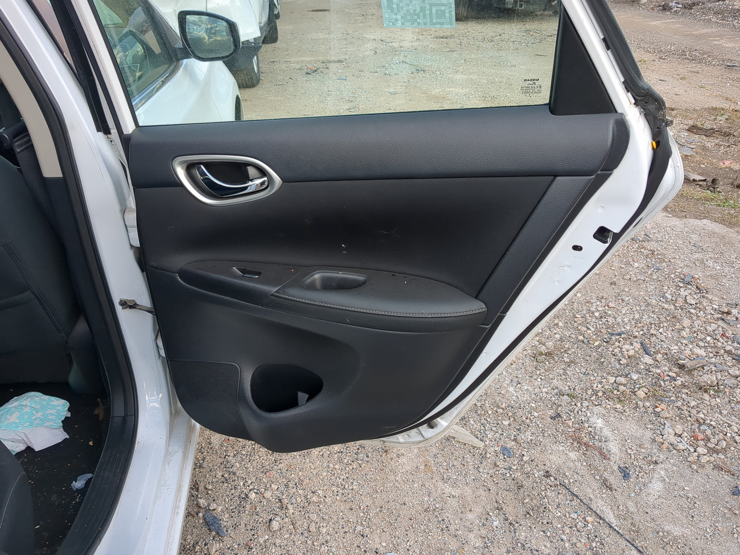 2013-2019 Nissan Sentra Passenger Rear Door Oem 1215317 - Oemusedautoparts1.com