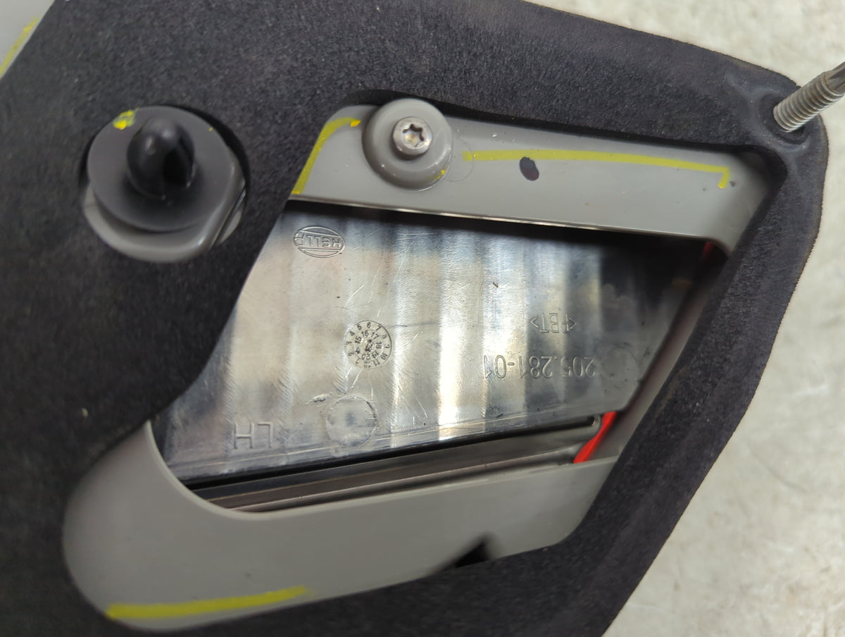 2016-2019 Nissan Sentra Driver Left Side Deck Lid Mounted Tail Light 1215325 - Oemusedautoparts1.com