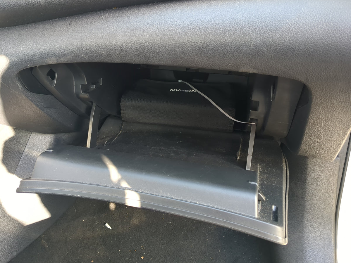 2019 Nissan Sentra Passenger Glove Box Door Storage Compartment 1215366 - Oemusedautoparts1.com
