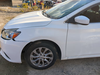 compare product 2016-2019 Nissan Sentra Driver Fender