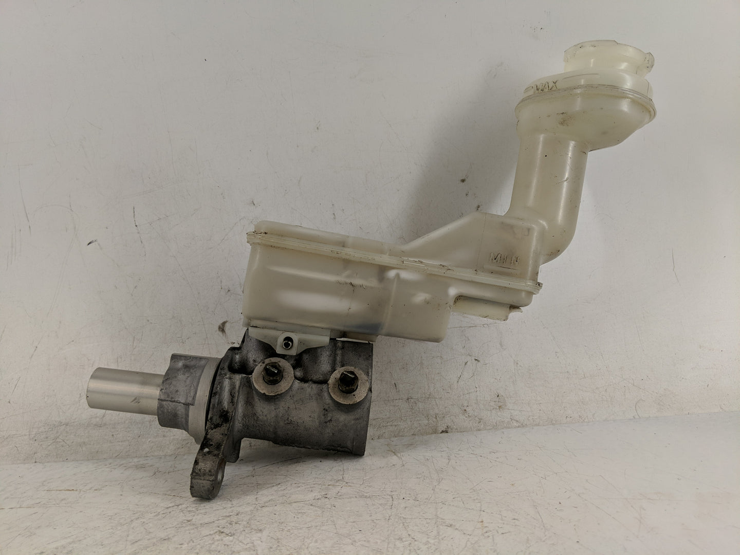 2013-2019 Nissan Sentra Brake Master Cylinder - Oemusedautoparts1.com