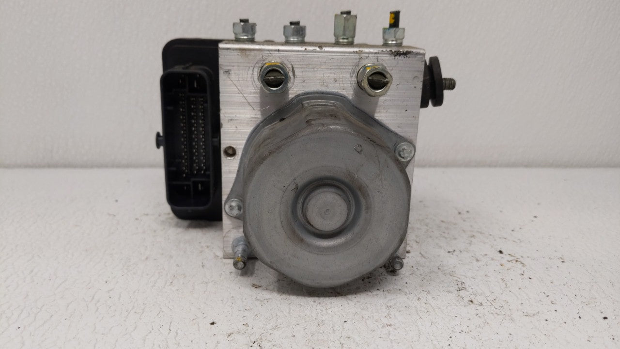 2019 Nissan Sentra ABS Pump Control Module Replacement P/N:47660 6UD0C Fits OEM Used Auto Parts - Oemusedautoparts1.com