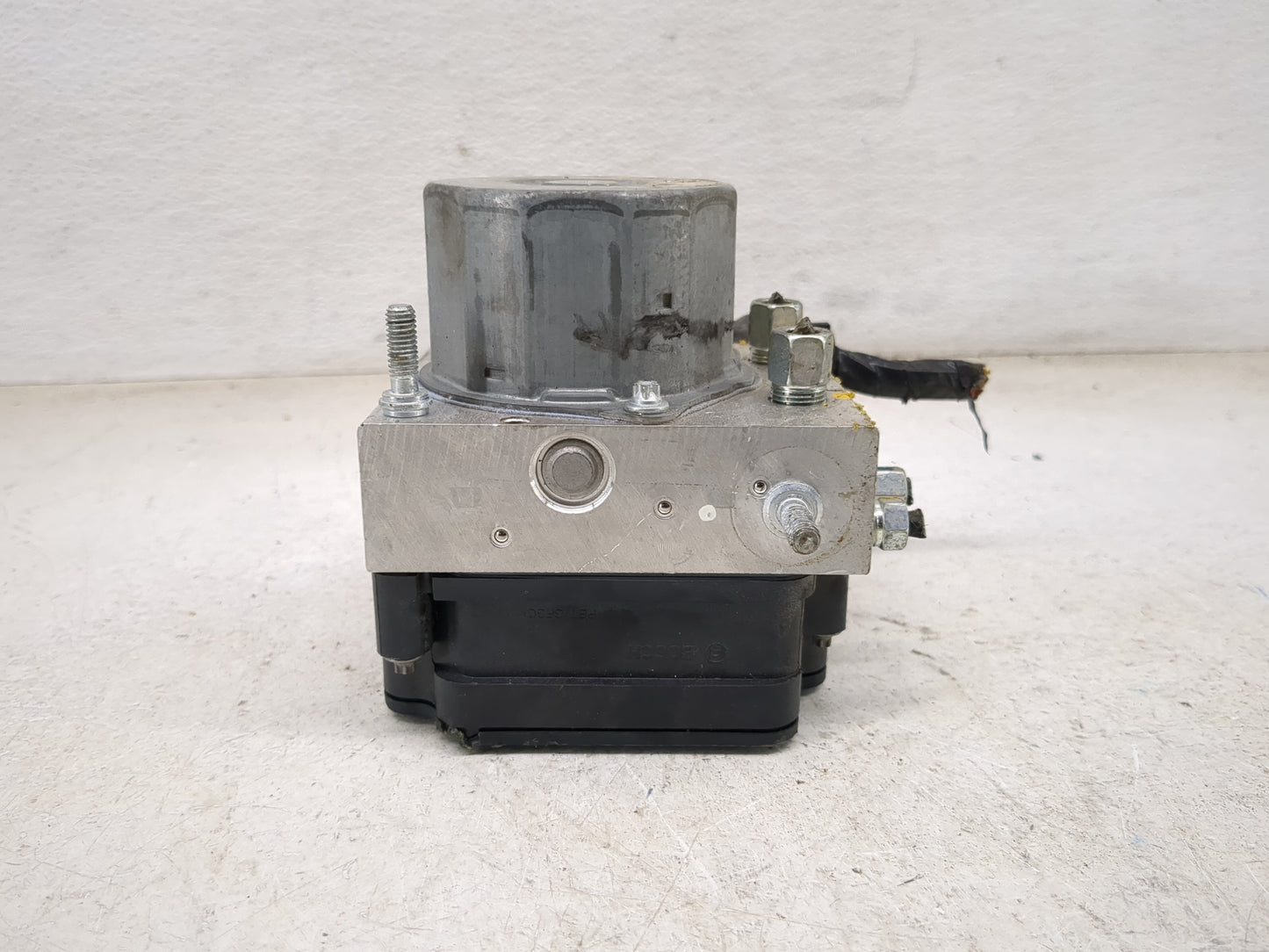 2019 Nissan Sentra ABS Pump Control Module Replacement P/N:47660 6UD0C Fits OEM Used Auto Parts - Oemusedautoparts1.com
