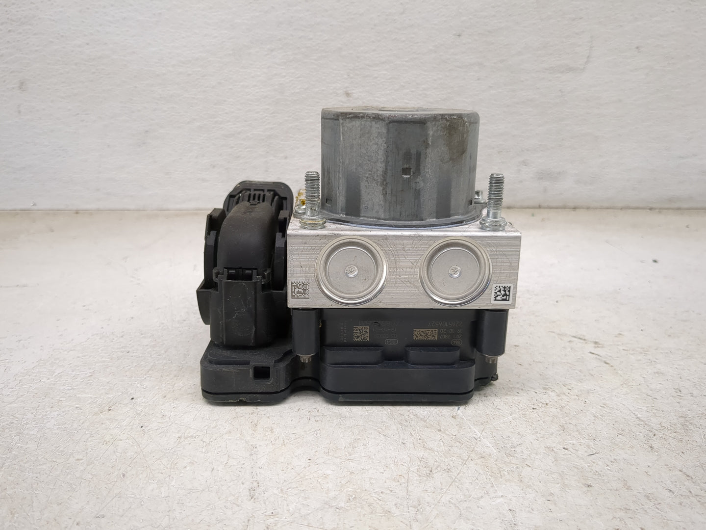2019 Nissan Sentra ABS Pump Control Module Replacement P/N:47660 6UD0C Fits OEM Used Auto Parts - Oemusedautoparts1.com