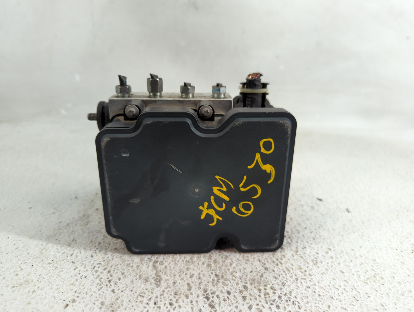 2019 Nissan Sentra ABS Pump Control Module Replacement P/N:47660 5UD0C Fits OEM Used Auto Parts - Oemusedautoparts1.com