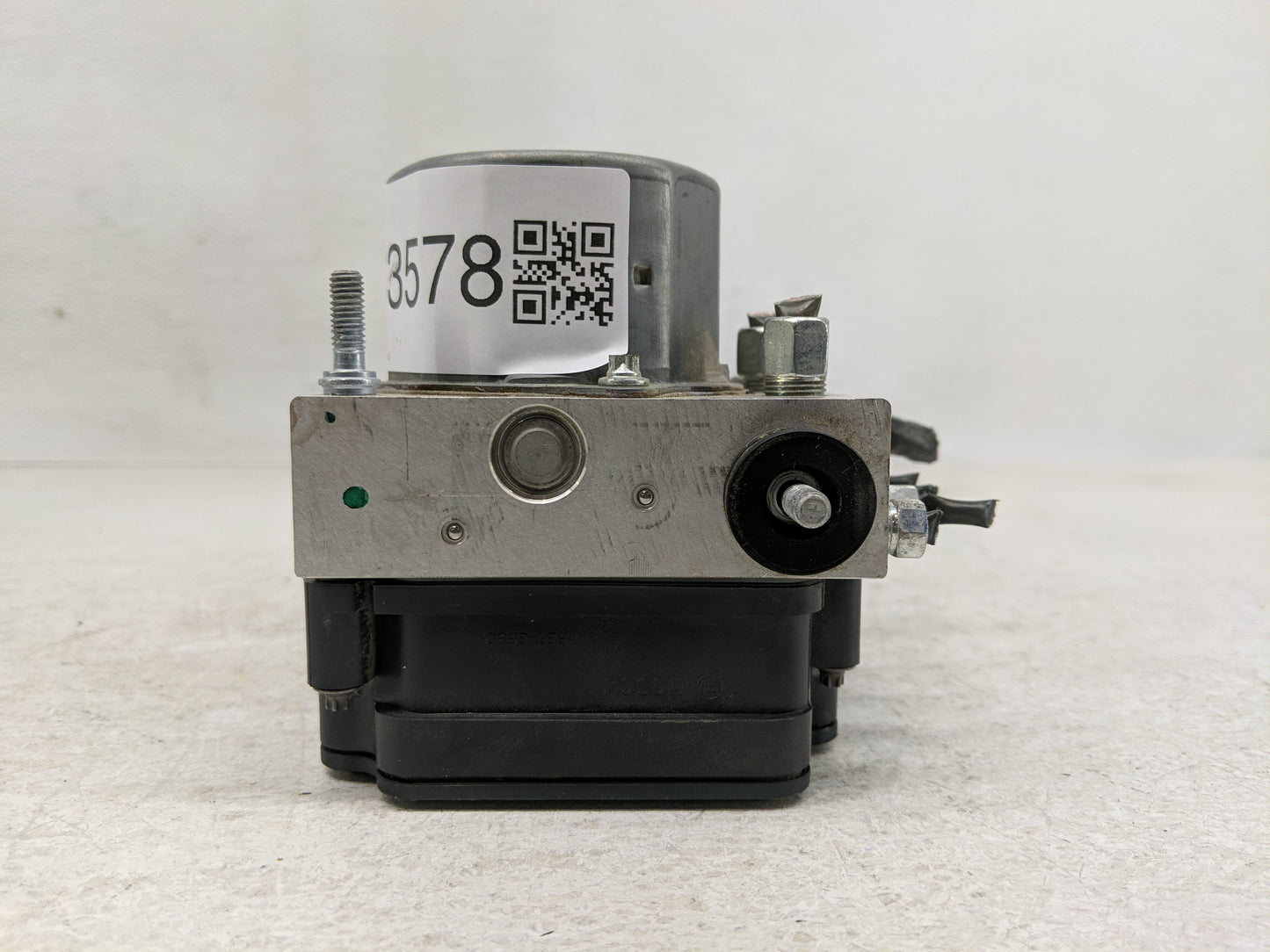 2019 Nissan Sentra ABS Pump Control Module Replacement P/N:47660 5UD0C Fits OEM Used Auto Parts - Oemusedautoparts1.com