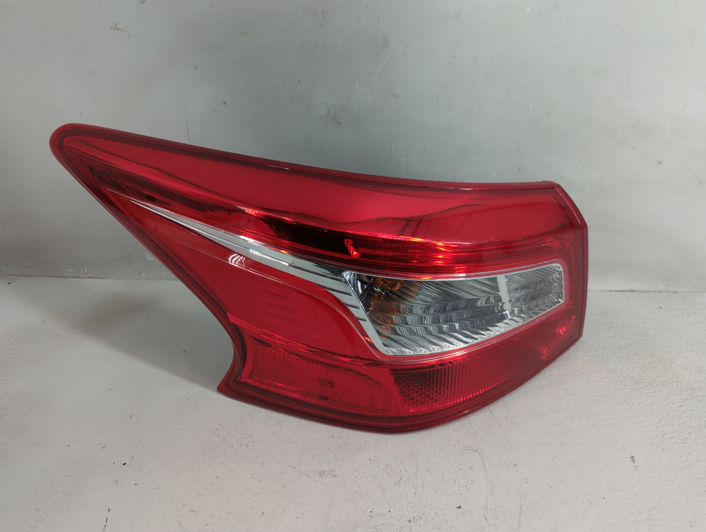 2016-2019 Nissan Sentra Tail Light Assembly Driver Left OEM Fits Fits 2016 2017 2018 2019 OEM Used Auto Parts - Oemusedautop
