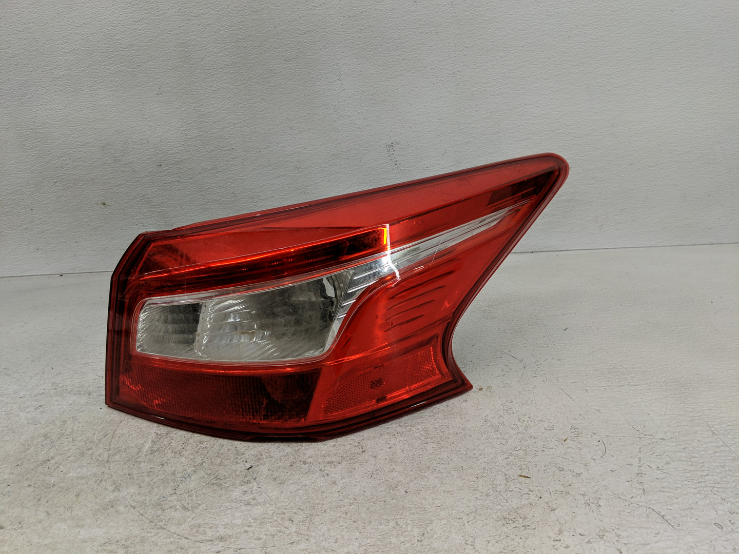 2016-2019 Nissan Sentra Tail Light Assembly Passenger Right OEM Fits Fits 2016 2017 2018 2019 OEM Used Auto Parts - Oemuseda