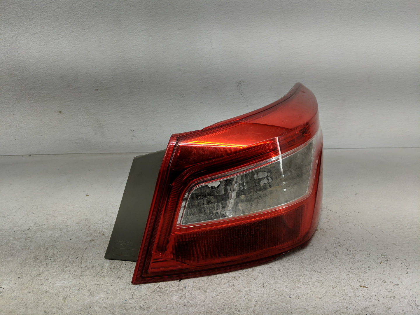2016-2019 Nissan Sentra Tail Light Assembly Passenger Right OEM Fits Fits 2016 2017 2018 2019 OEM Used Auto Parts - Oemuseda