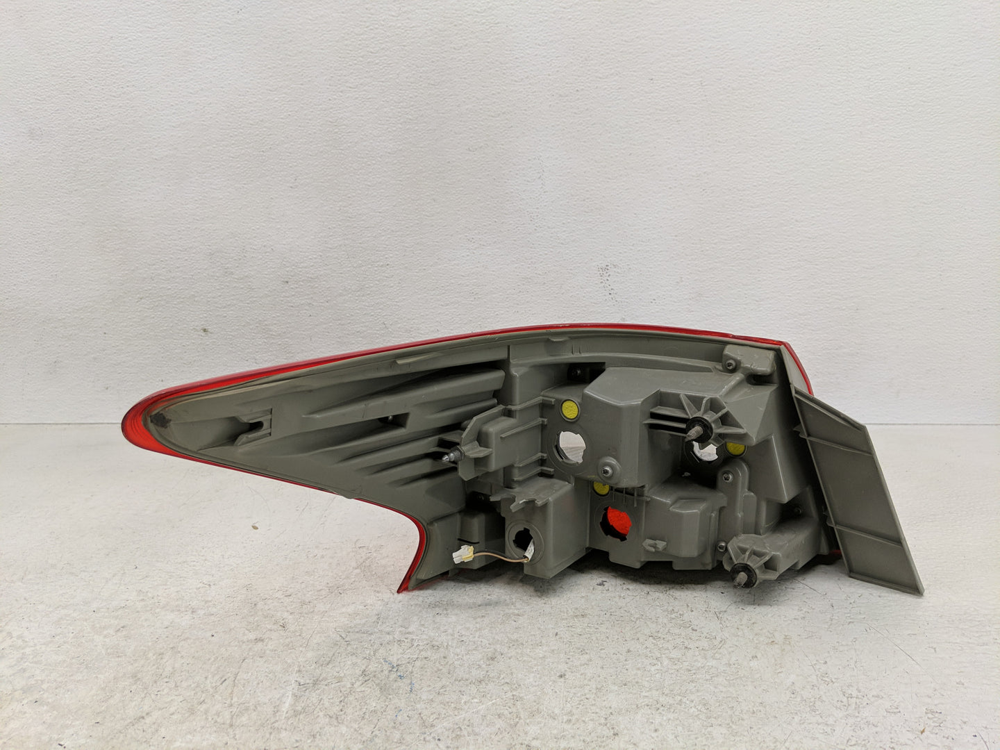 2016-2019 Nissan Sentra Tail Light Assembly Passenger Right OEM Fits Fits 2016 2017 2018 2019 OEM Used Auto Parts - Oemuseda