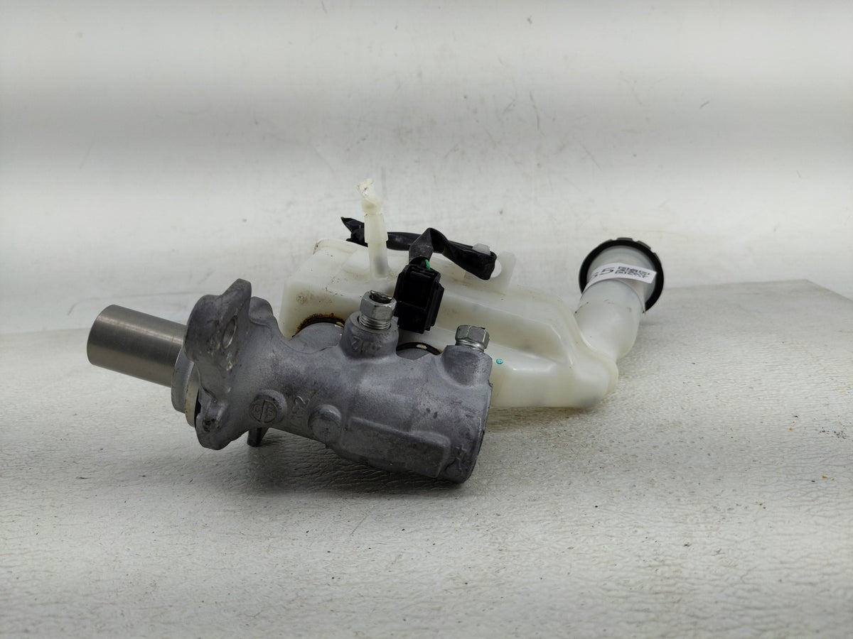 2019 Nissan Sentra Power Brake Booster Oem 1290065 - Oemusedautoparts1.com