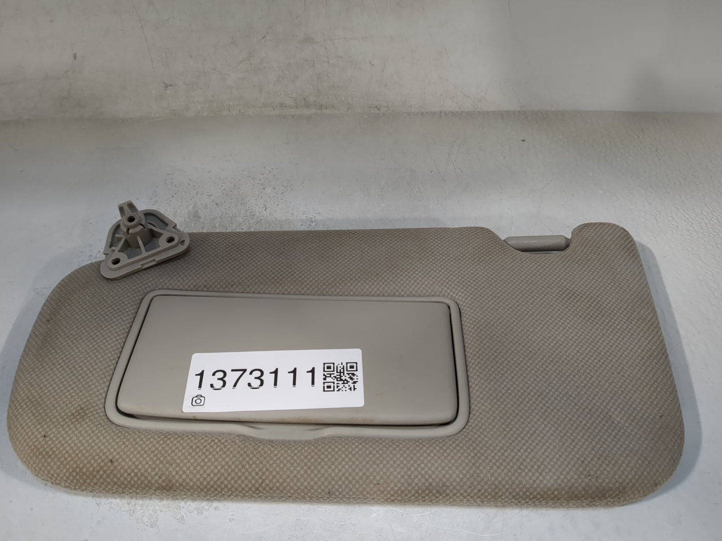 2013-2019 Nissan Sentra Sun Visor Shade Replacement Driver Left Mirror Fits Fits 2012 2013 2014 2015 2016 2017 2018 2019 OEM