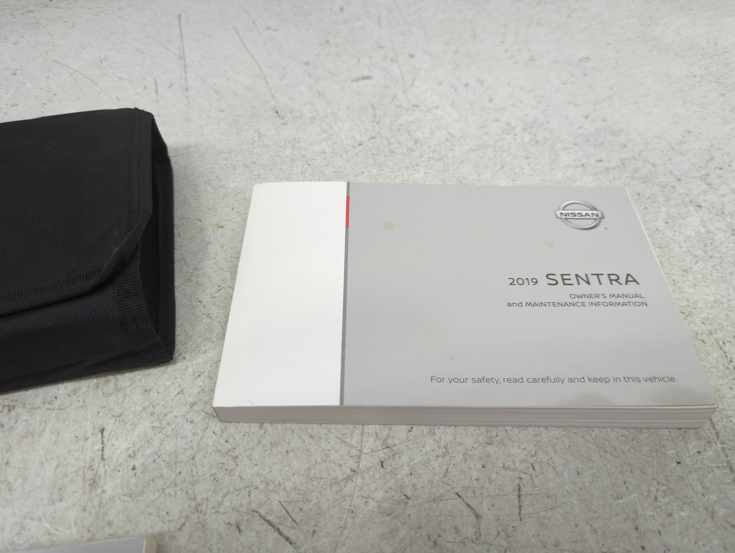2019 Nissan Sentra Owners Manual Book Guide P/N:OM19EM 0B17U2 OEM Used Auto Parts - Oemusedautoparts1.com