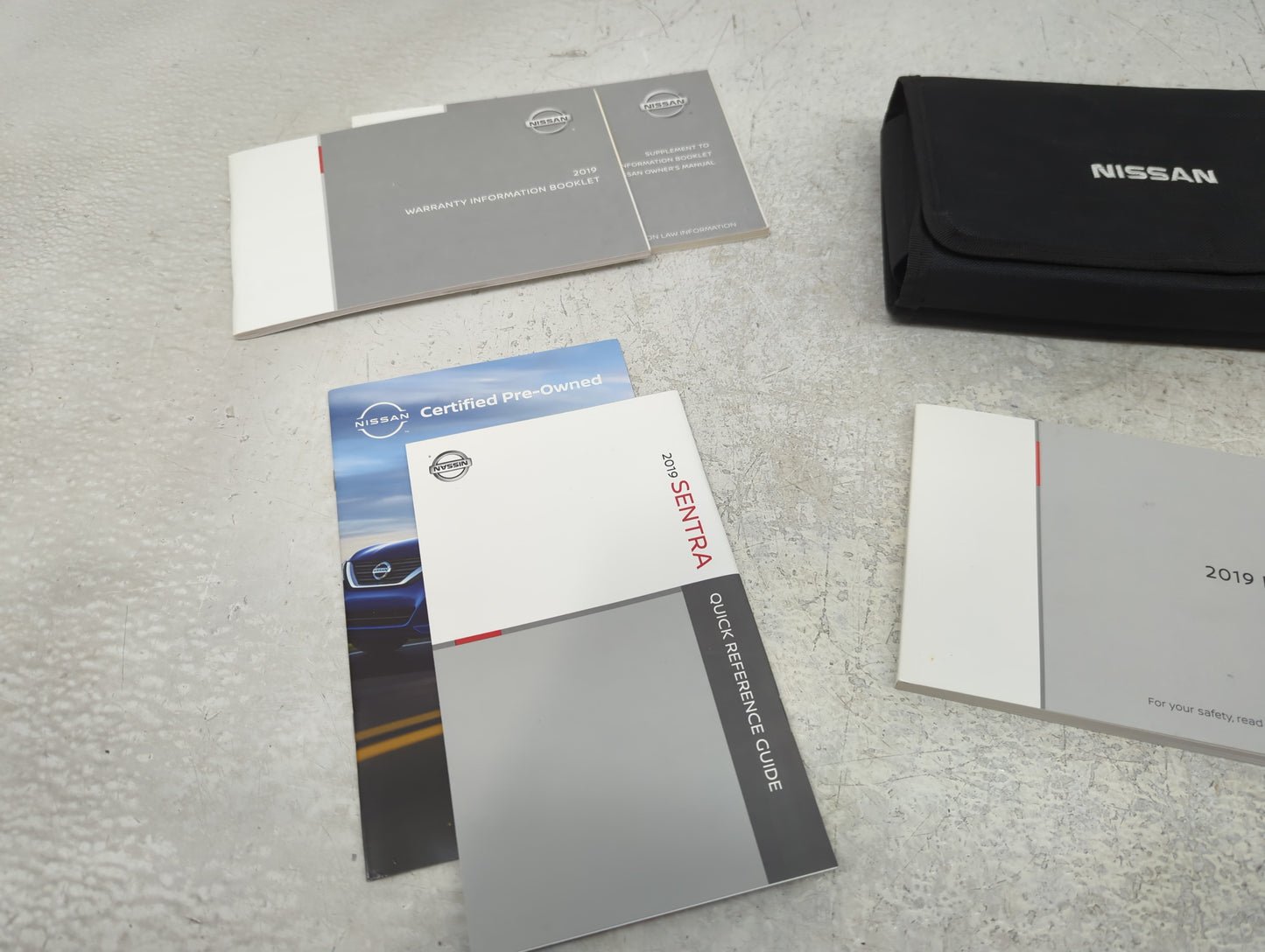 2019 Nissan Sentra Owners Manual Book Guide P/N:OM19EM 0B17U2 OEM Used Auto Parts - Oemusedautoparts1.com