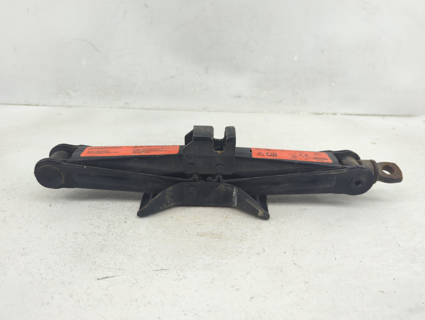 2019 Nissan Sentra Spare Scissor Car Jack - Oemusedautoparts1.com