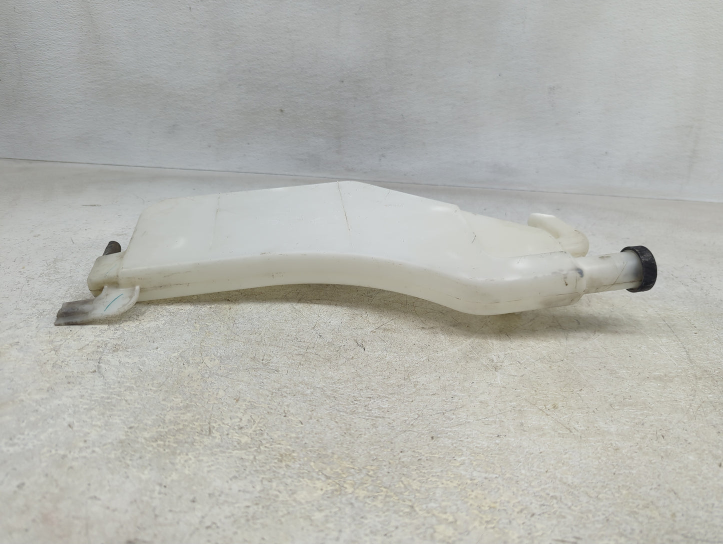 2013-2019 Nissan Sentra Radiator Coolant Overflow Expansion Tank Bottle - Oemusedautoparts1.com