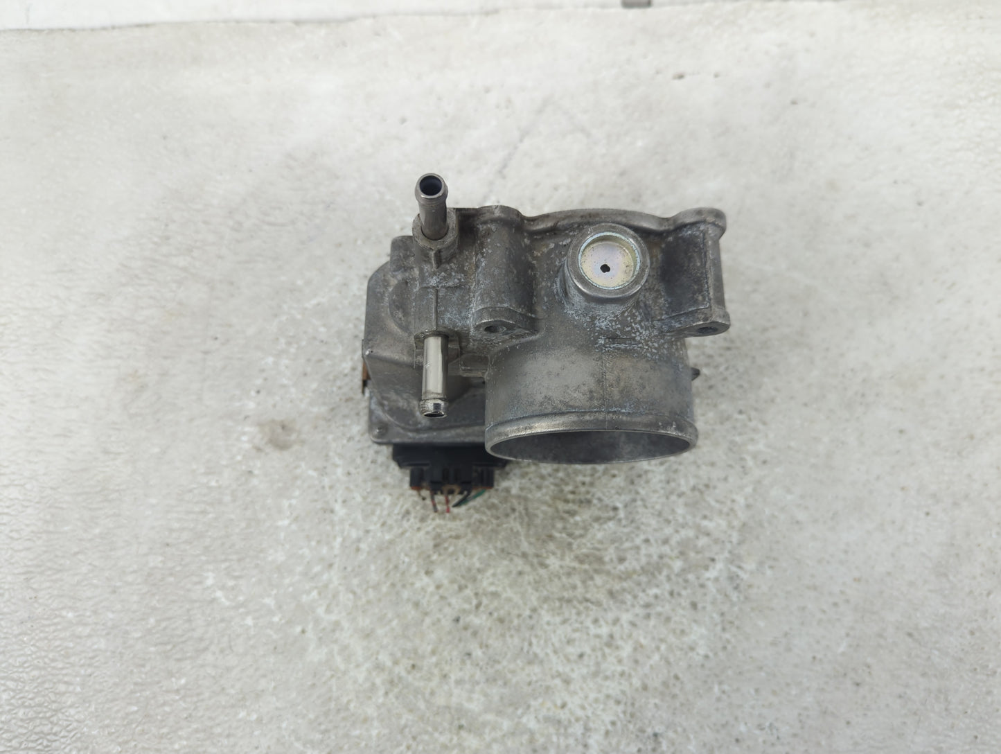 2013-2019 Nissan Sentra Throttle Body P/N:3RA60-01 Fits Fits 2013 2014 2015 2016 2017 2018 2019 OEM Used Auto Parts - Oemuse