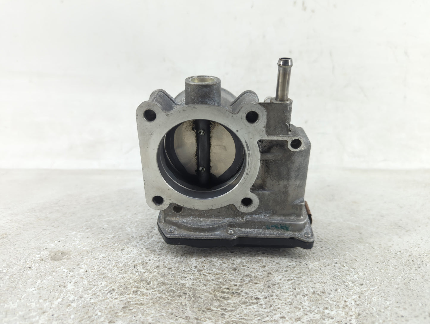 2013-2019 Nissan Sentra Throttle Body P/N:3RA60-01 Fits Fits 2013 2014 2015 2016 2017 2018 2019 OEM Used Auto Parts - Oemuse