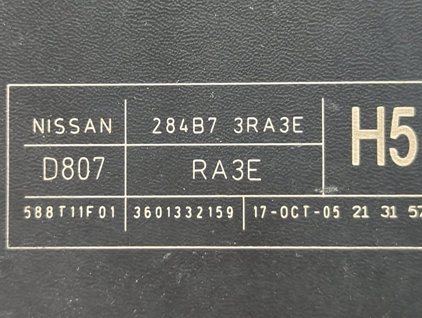 2013-2019 Nissan Sentra Fusebox Fuse Box Panel Relay Module P/N:284B7 3RA3E Fits Fits 2013 2014 2015 2016 2017 2018 2019 OEM