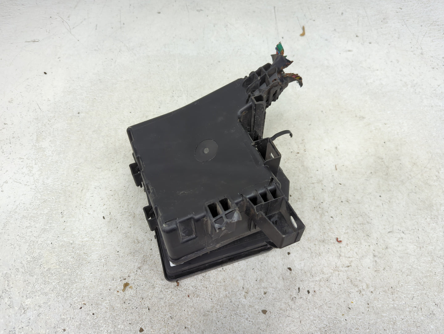 2013-2019 Nissan Sentra Fusebox Fuse Box Panel Relay Module P/N:284B7 3RA3B Fits Fits 2013 2014 2015 2016 2017 2018 2019 OEM