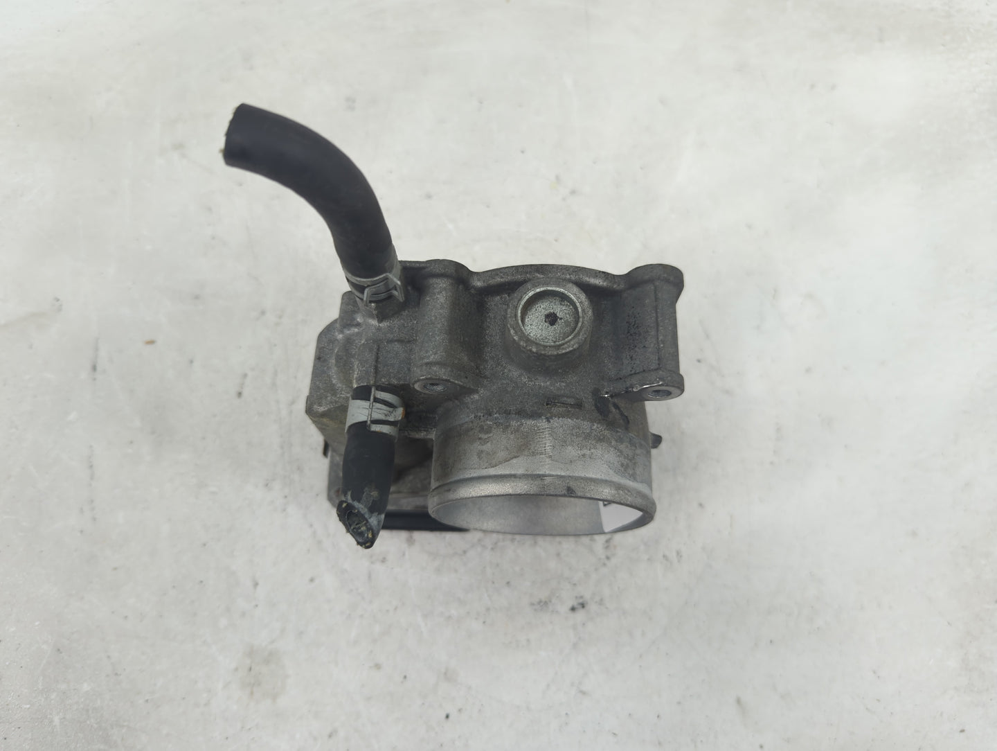 2013-2019 Nissan Sentra Throttle Body P/N:3RA60-01 E Fits Fits 2013 2014 2015 2016 2017 2018 2019 OEM Used Auto Parts - Oemu