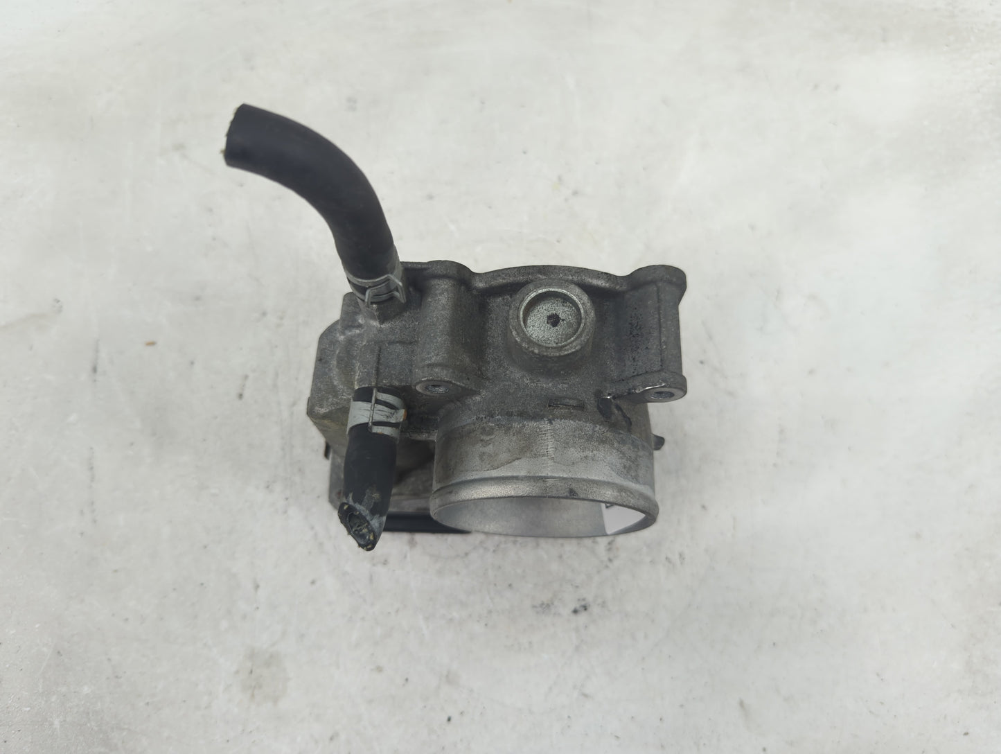2013-2019 Nissan Sentra Throttle Body P/N:3RA60-01 E Fits Fits 2013 2014 2015 2016 2017 2018 2019 OEM Used Auto Parts - Oemu