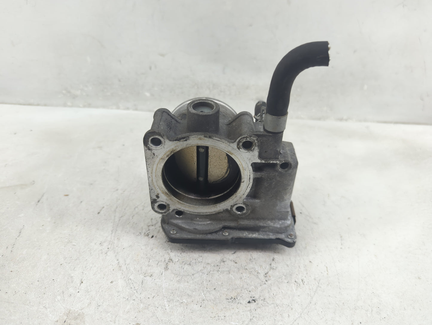 2013-2019 Nissan Sentra Throttle Body P/N:3RA60-01 E Fits Fits 2013 2014 2015 2016 2017 2018 2019 OEM Used Auto Parts - Oemu