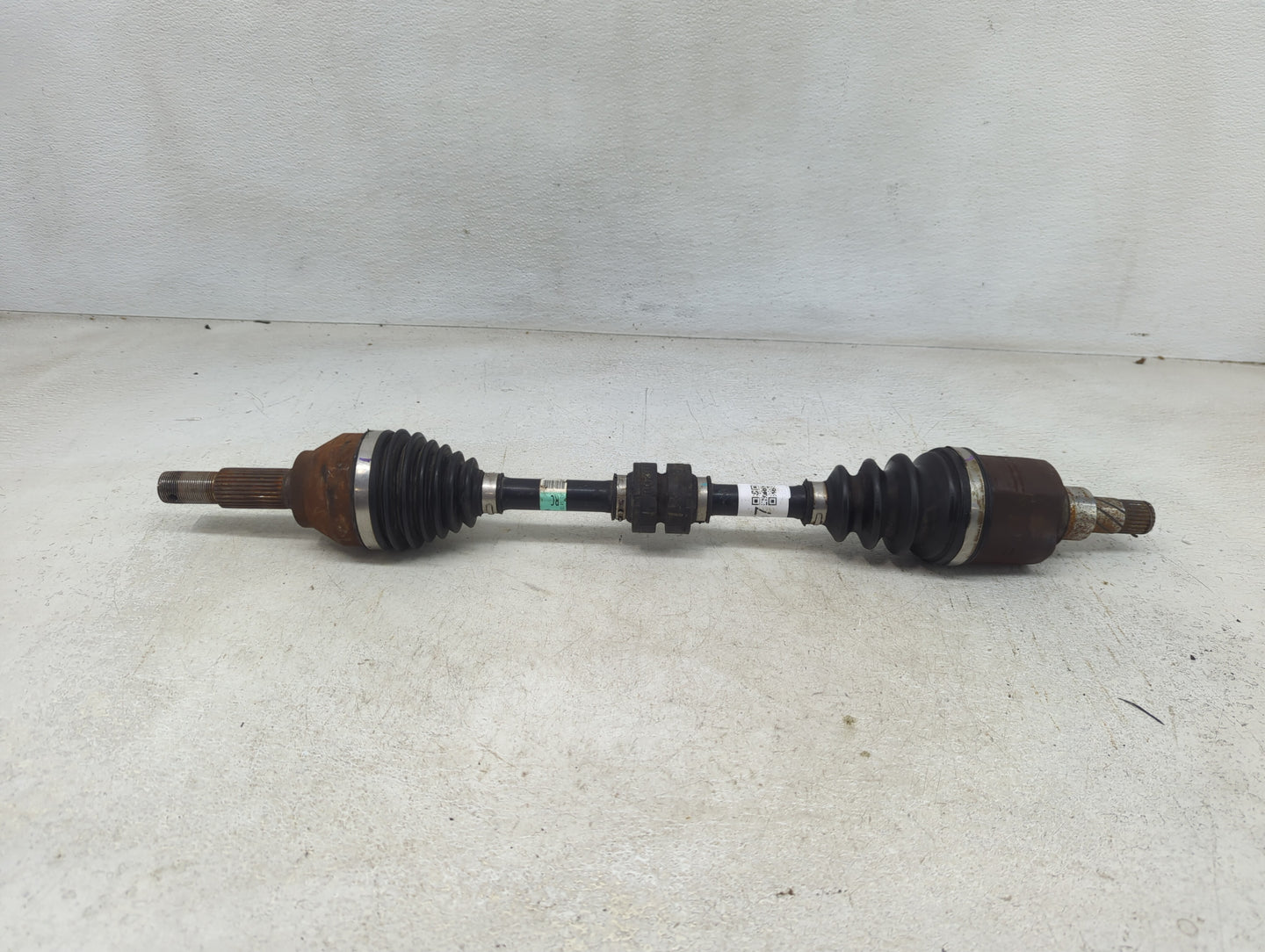 2013-2019 Nissan Sentra Axle Shaft Front Driver Cv C/v - Oemusedautoparts1.com
