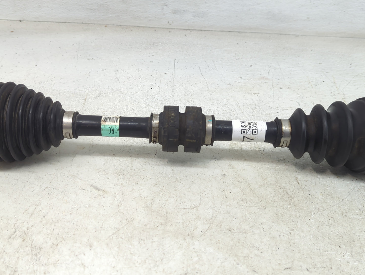 2013-2019 Nissan Sentra Axle Shaft Front Driver Cv C/v - Oemusedautoparts1.com