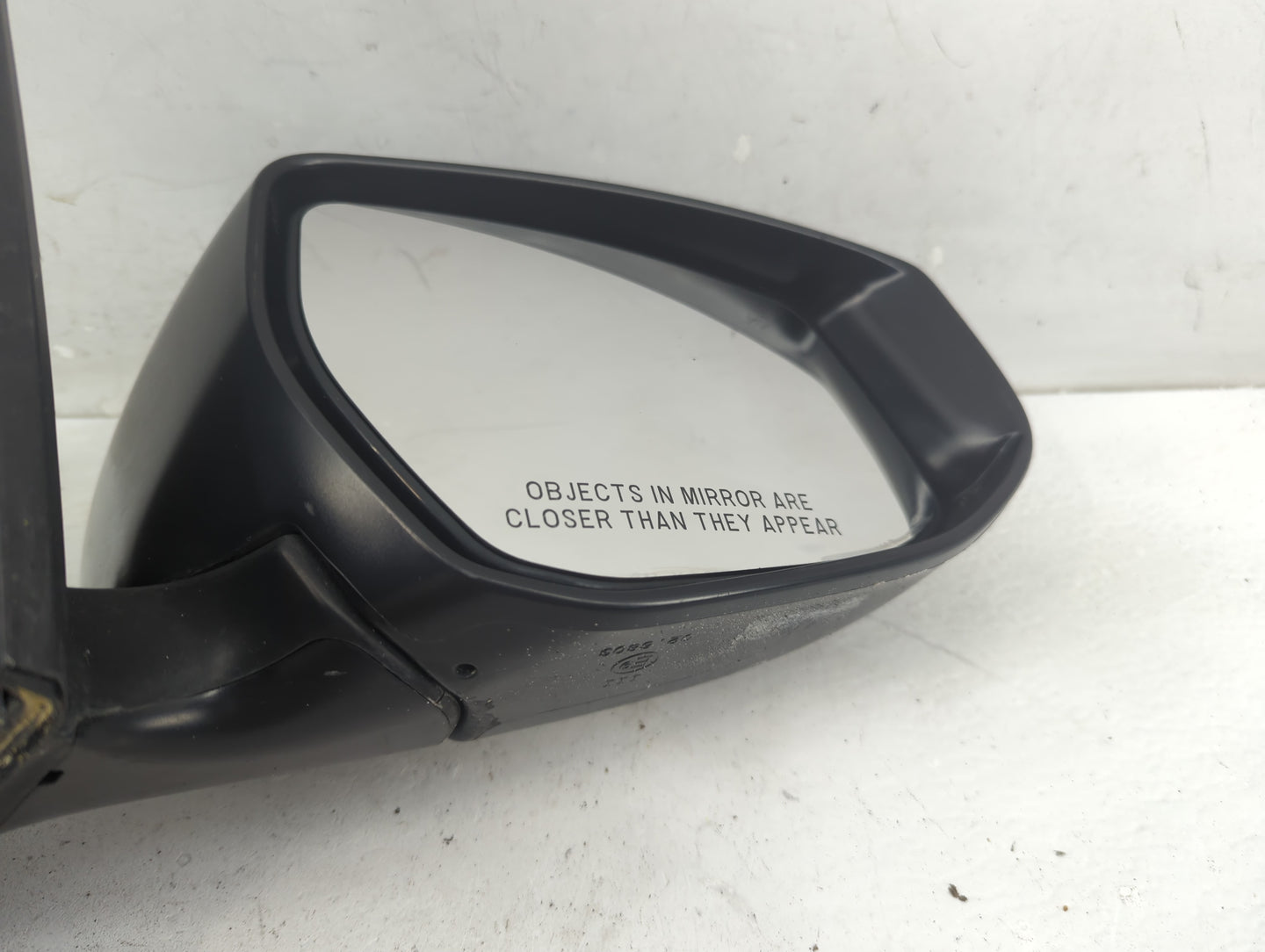 2016-2019 Nissan Sentra Passenger Side View Mirror - Right Door Mirror OEM Used - Oemusedautoparts1.com