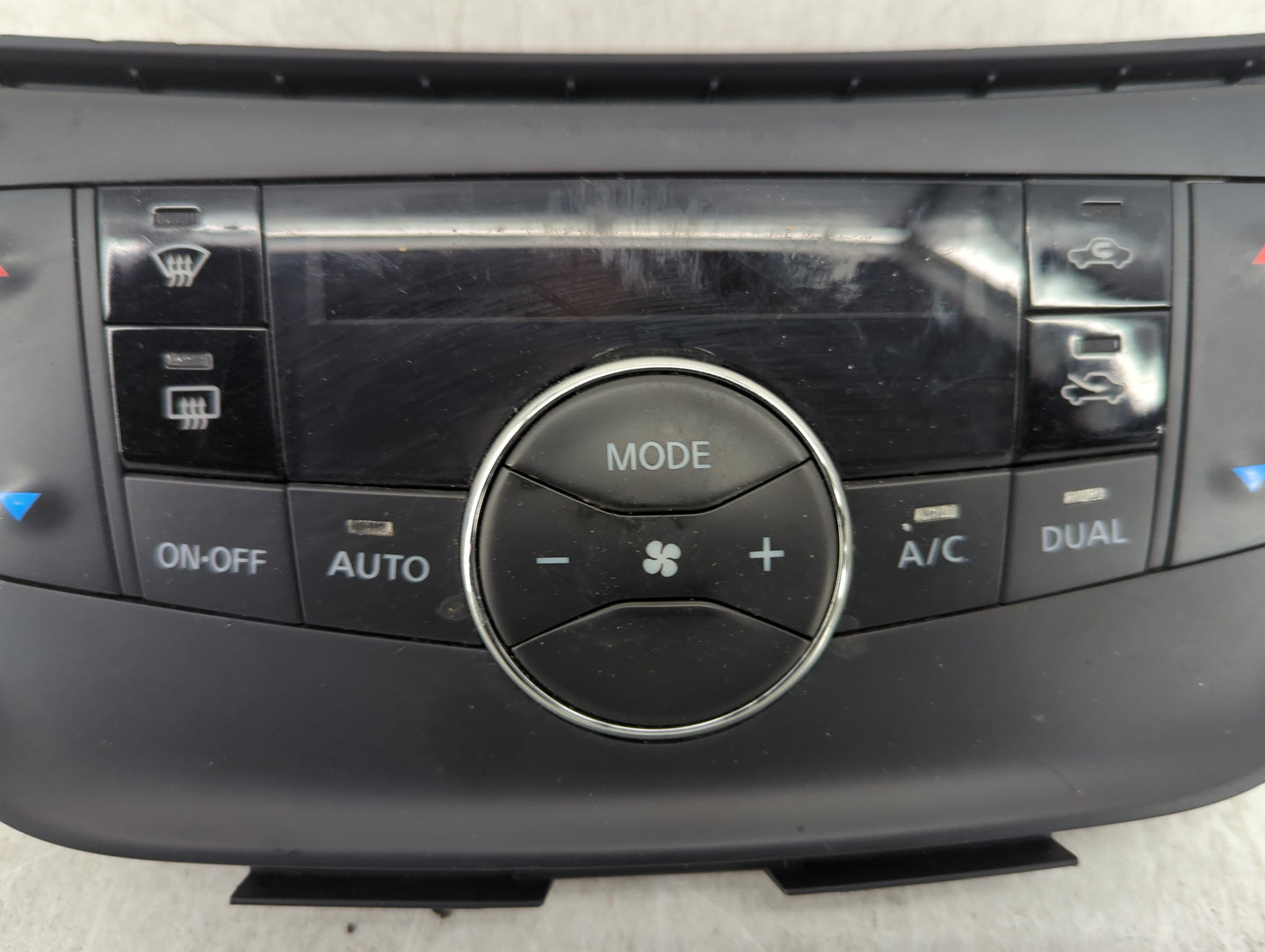 2015-2019 Nissan Sentra Climate Control Module Temperature AC/Heater Replacement P/N:27500 4AT4A VFAA5H-18C612-ABA Fits OEM 