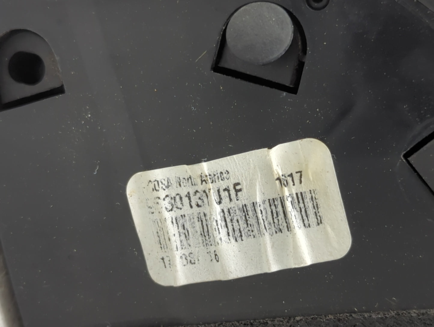 2016-2019 Nissan Sentra Passenger Side View Mirror - Right Door Mirror OEM Used - Oemusedautoparts1.com