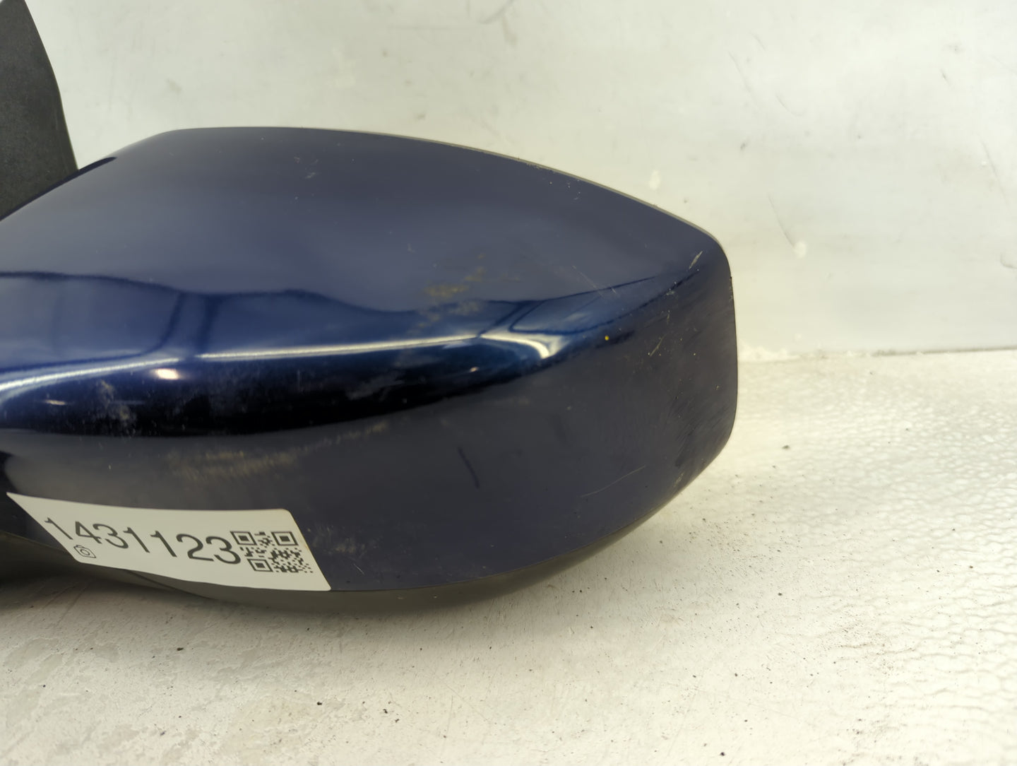2016-2019 Nissan Sentra Driver Side View Mirror - Left Door Mirror OEM Used - Oemusedautoparts1.com