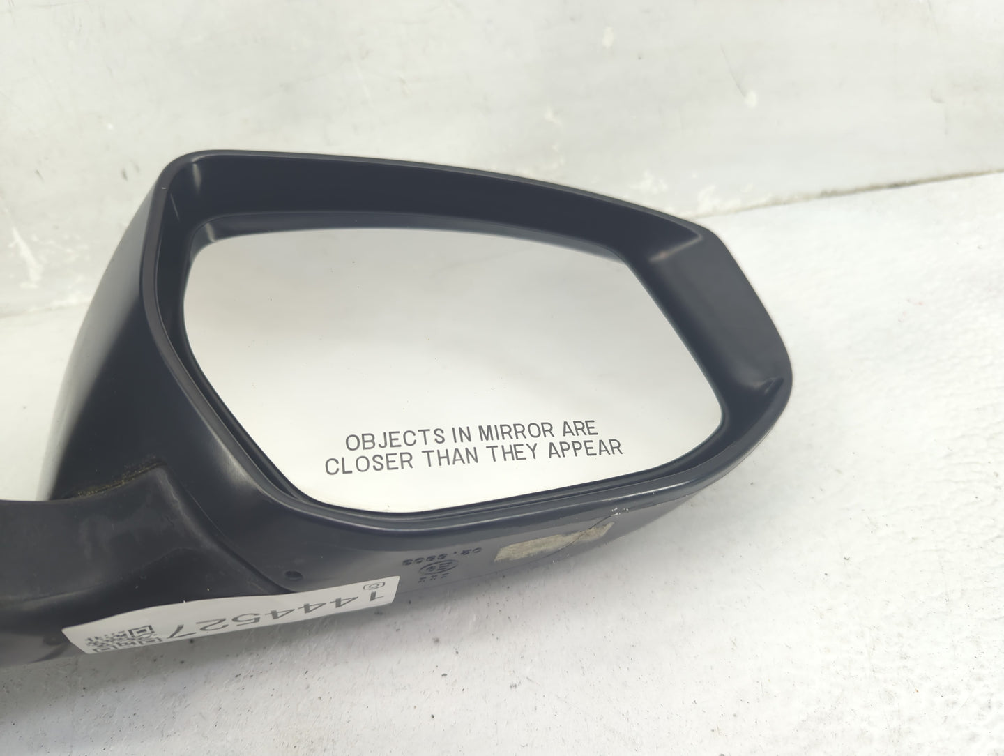 2016-2019 Nissan Sentra Passenger Side View Mirror - Right Door Mirror OEM Used - Oemusedautoparts1.com