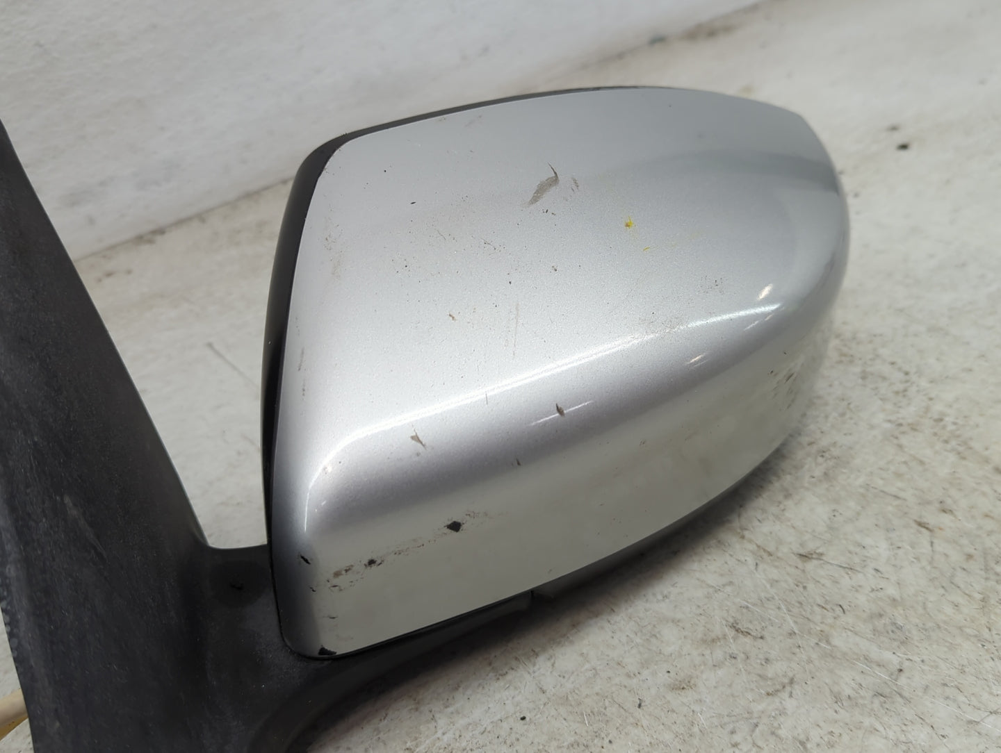 2016-2019 Nissan Sentra Driver Side View Mirror - Left Door Mirror OEM Used - Oemusedautoparts1.com