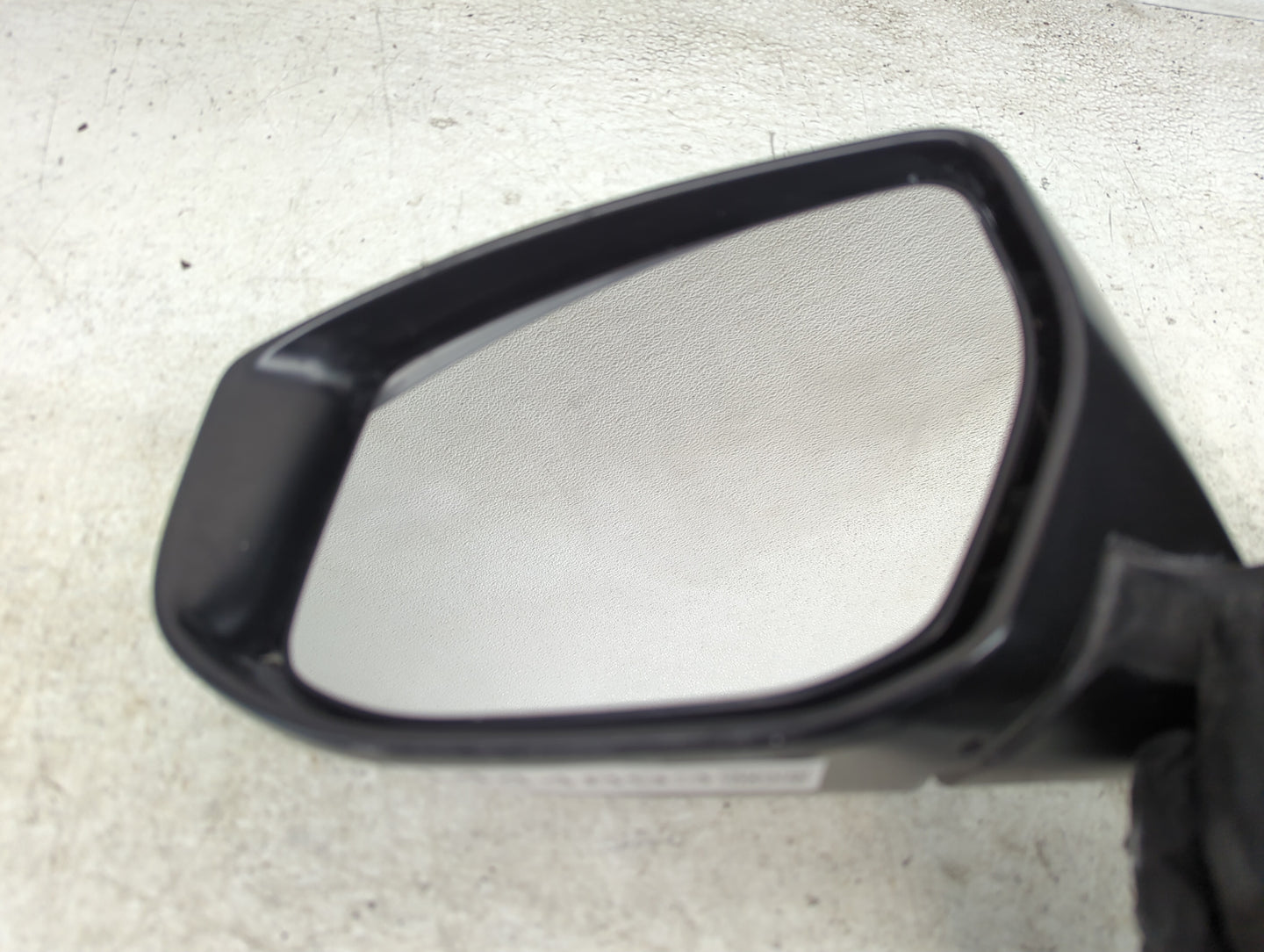 2016-2019 Nissan Sentra Driver Side View Mirror - Left Door Mirror OEM Used - Oemusedautoparts1.com
