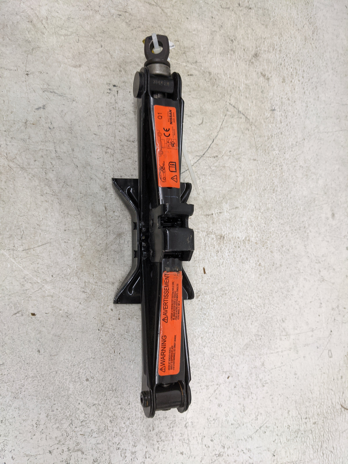 2019 Nissan Sentra Spare Scissor Car Jack Black - Oemusedautoparts1.com