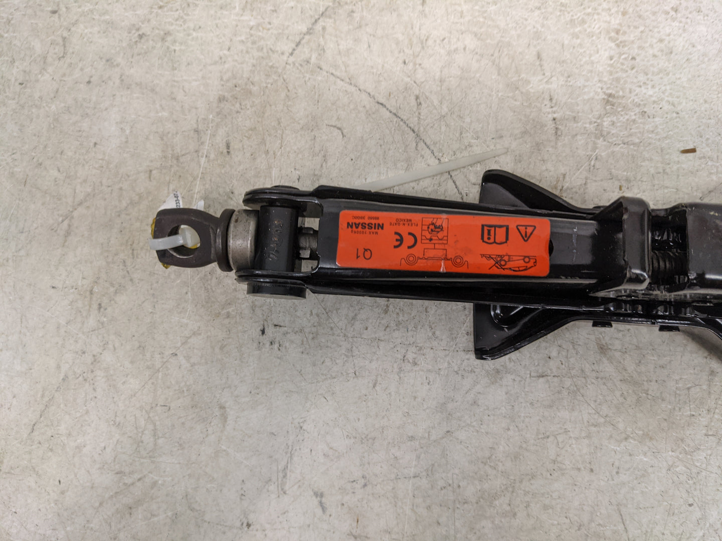 2019 Nissan Sentra Spare Scissor Car Jack Black - Oemusedautoparts1.com
