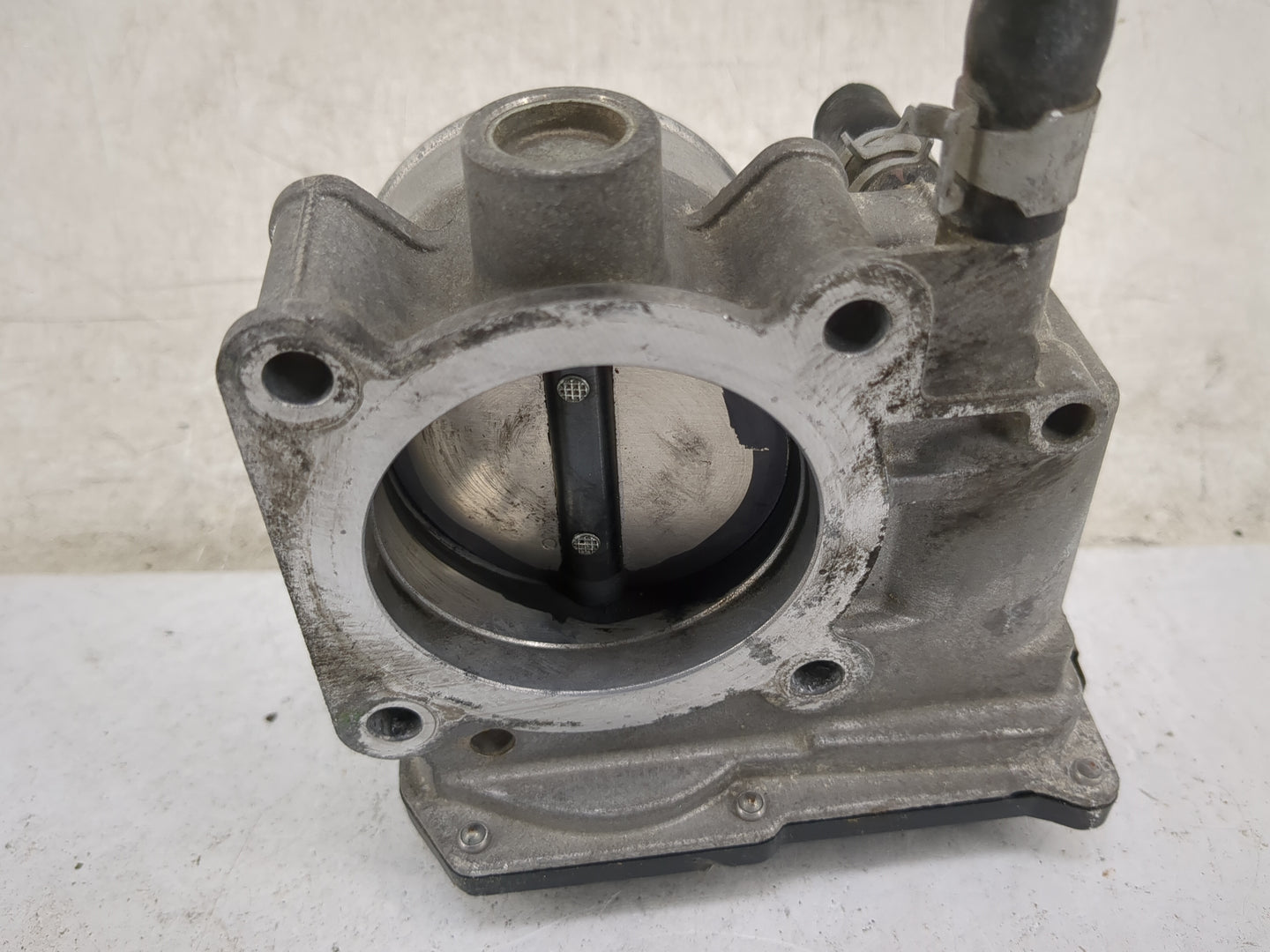 2013-2019 Nissan Sentra Throttle Body P/N:3RA60-01 Fits Fits 2013 2014 2015 2016 2017 2018 2019 OEM Used Auto Parts - Oemuse