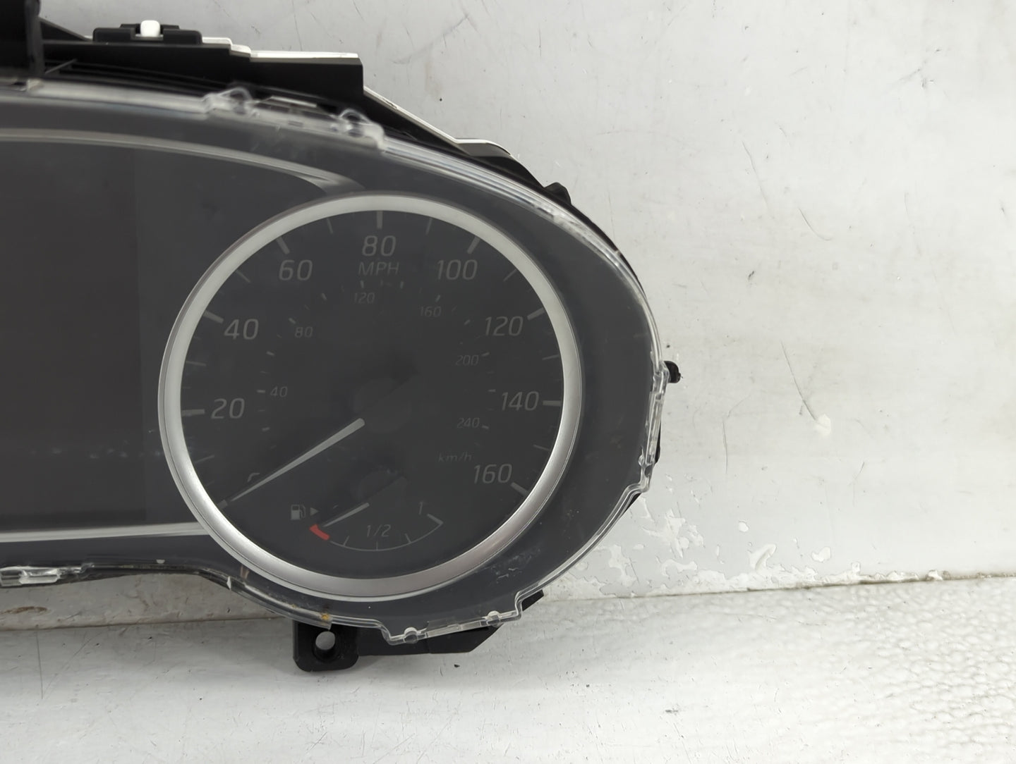 2017-2019 Nissan Sentra Instrument Cluster Speedometer Gauges Miles:143K Fits Fits 2017 2018 2019 OEM Used Auto Parts - Oemu