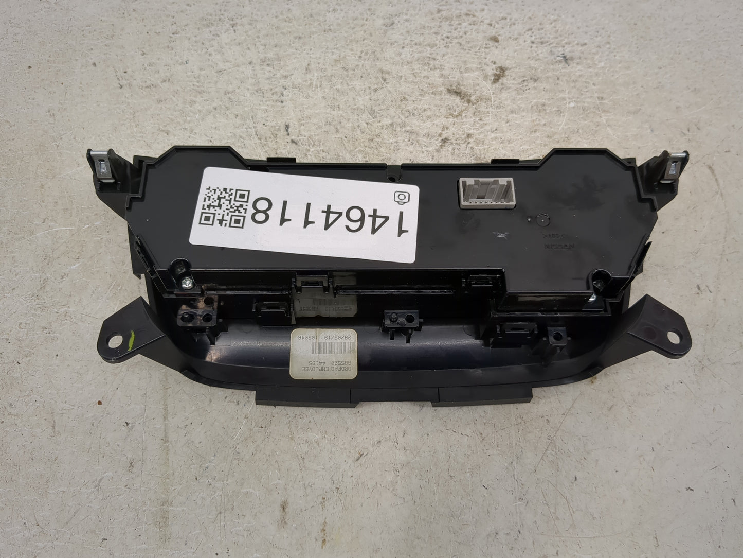 2017-2019 Nissan Sentra Climate Control Module Temperature AC/Heater Replacement Fits Fits 2017 2018 2019 OEM Used Auto Part