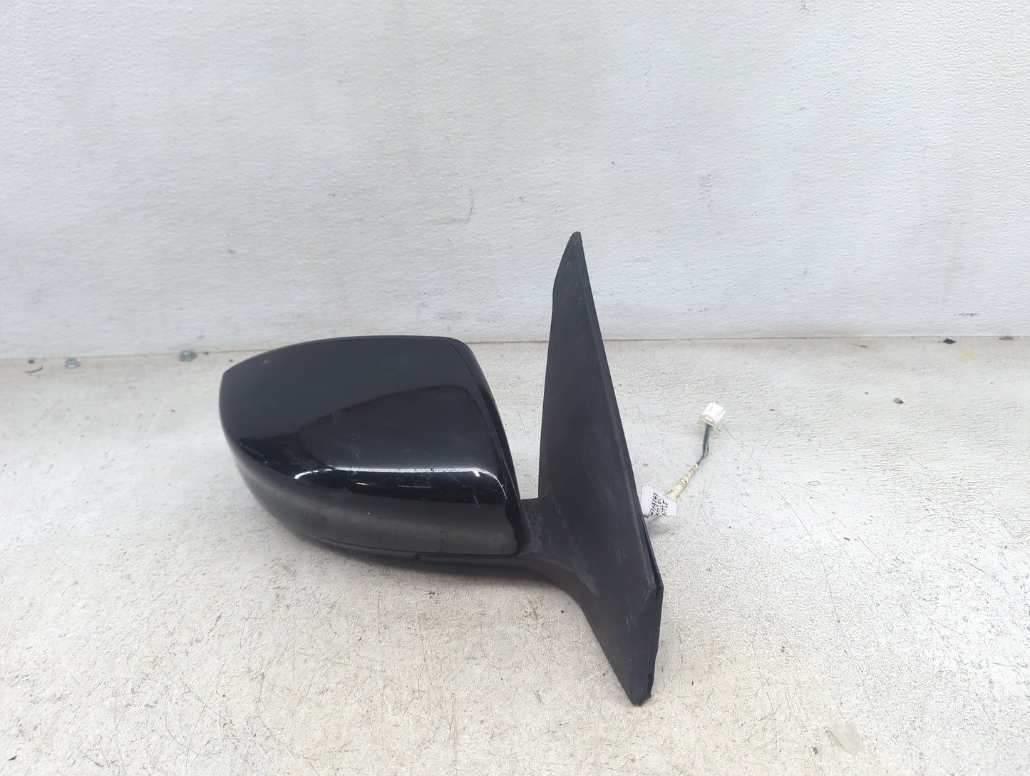 2016-2019 Nissan Sentra Passenger Side View Mirror - Right Door Mirror OEM Used - Oemusedautoparts1.com