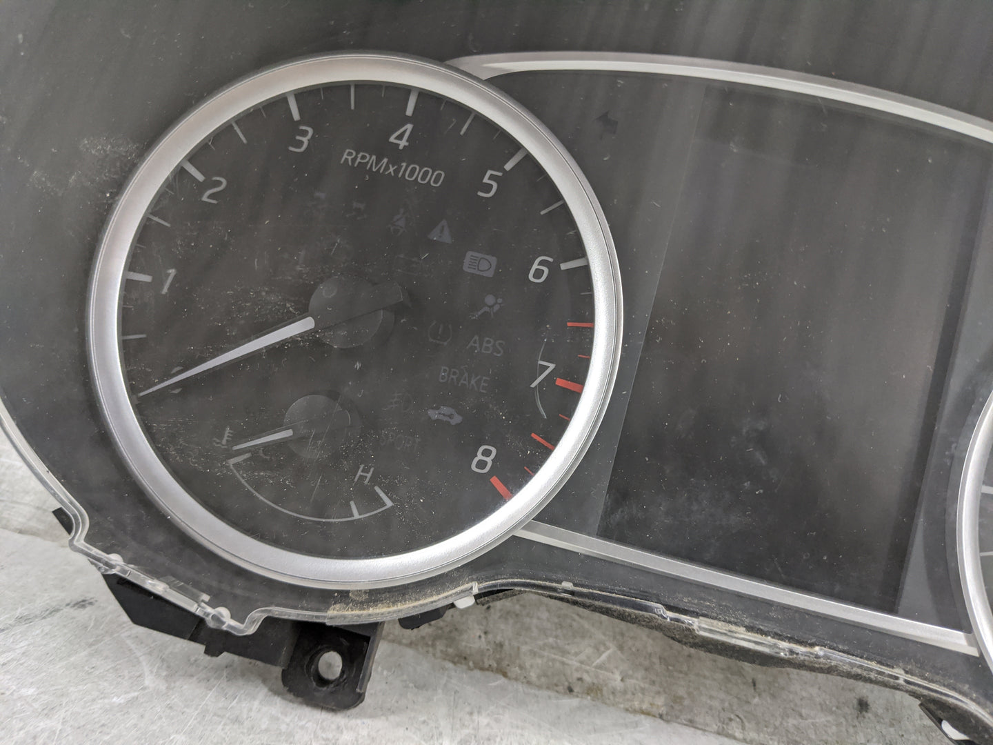 2017-2019 Nissan Sentra Instrument Cluster Speedometer Gauges P/N:26083169 Miles: Fits Fits 2017 2018 2019 OEM Used Auto Par