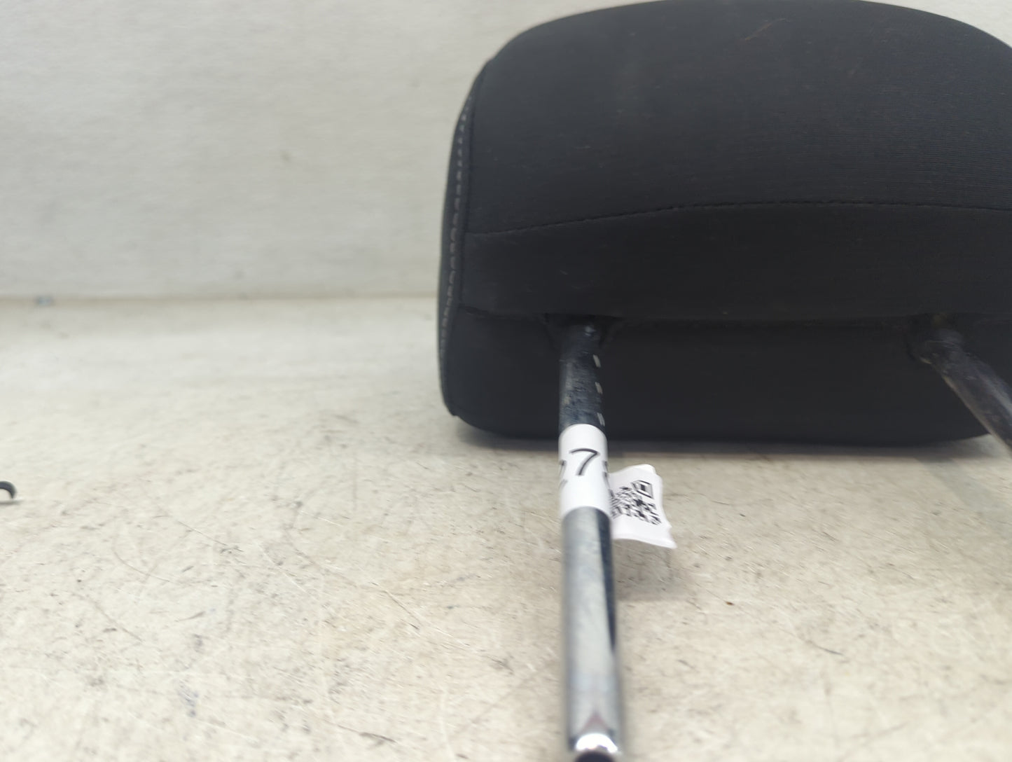 2019 Nissan Sentra Headrest Head Rest Front Driver Passenger Seat Fits OEM Used Auto Parts - Oemusedautoparts1.com