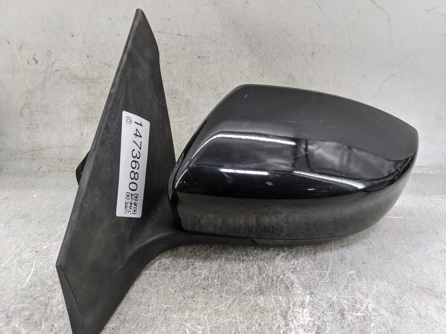 2016-2019 Nissan Sentra Driver Side View Mirror - Left Door Mirror OEM Used - Oemusedautoparts1.com