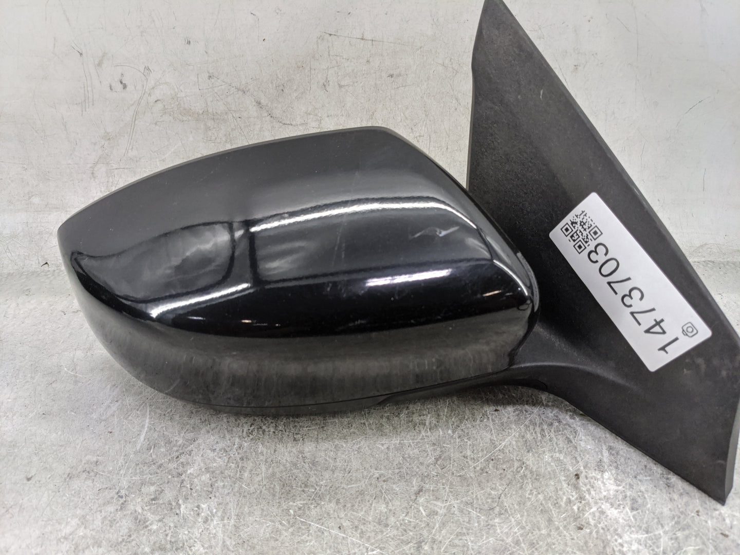 2016-2019 Nissan Sentra Passenger Side View Mirror - Right Door Mirror OEM Used - Oemusedautoparts1.com