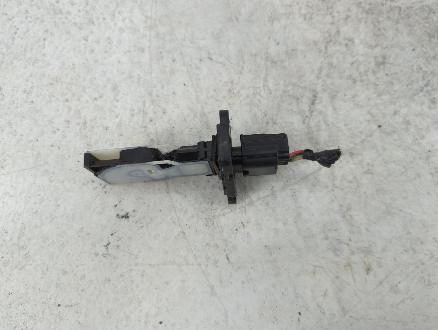 2016-2019 Nissan Sentra Mass Air Flow Meter Maf 1485998 - Oemusedautoparts1.com